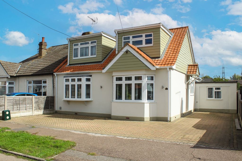 Property photo 1 of 27
