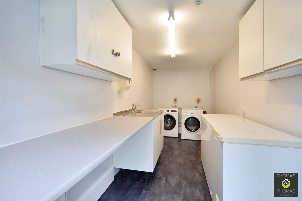 Additional image 5 of 6 bed detached house to rentLinden Road, Gloucester GL1