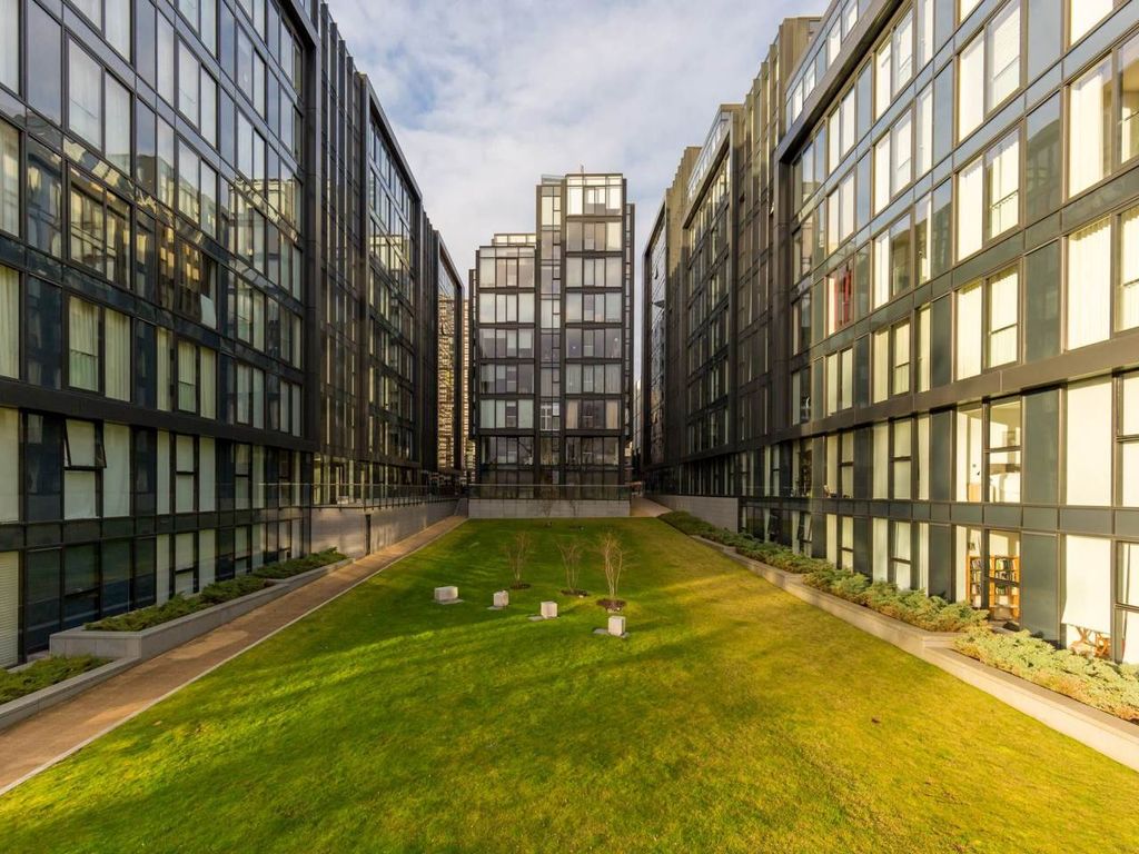 Property photo 1 of 18 77397_Simpson_L-03