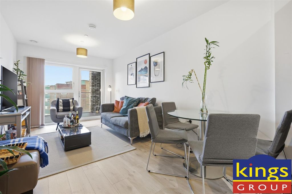 Property photo 3 of 16 13_Img_9236.Jpg