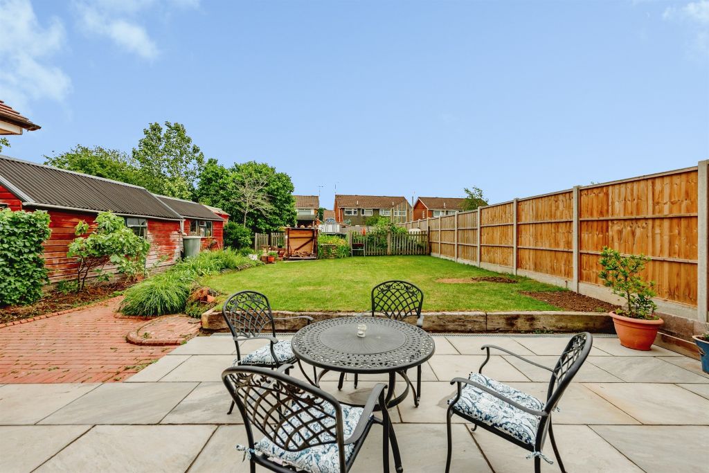 Property photo 2 of 20