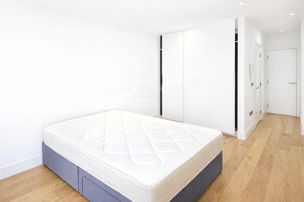 Property photo 3 of 7 Photo 3