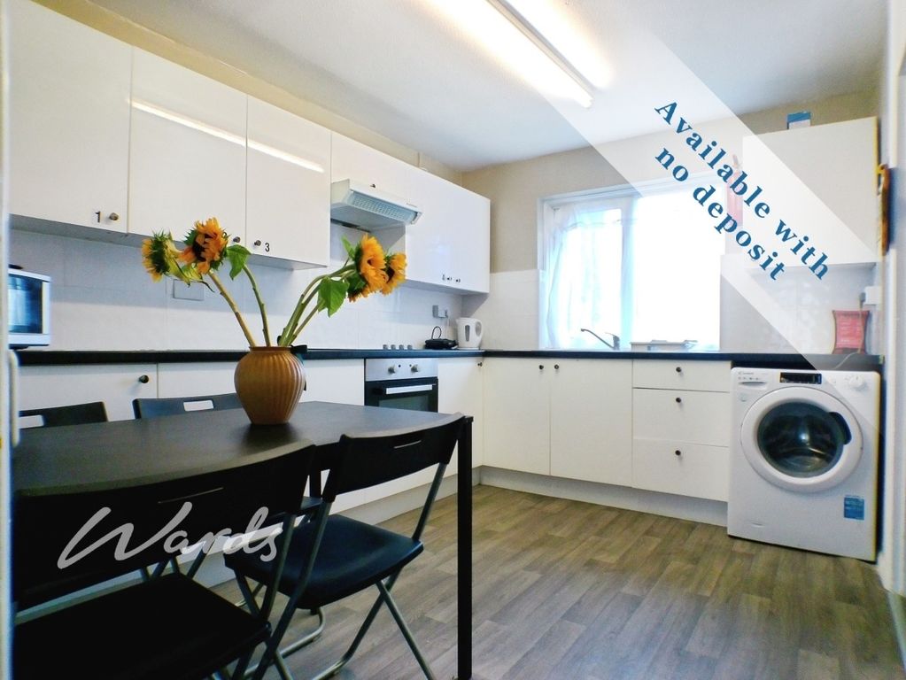Property photo 2 of 7 Kitchen 2