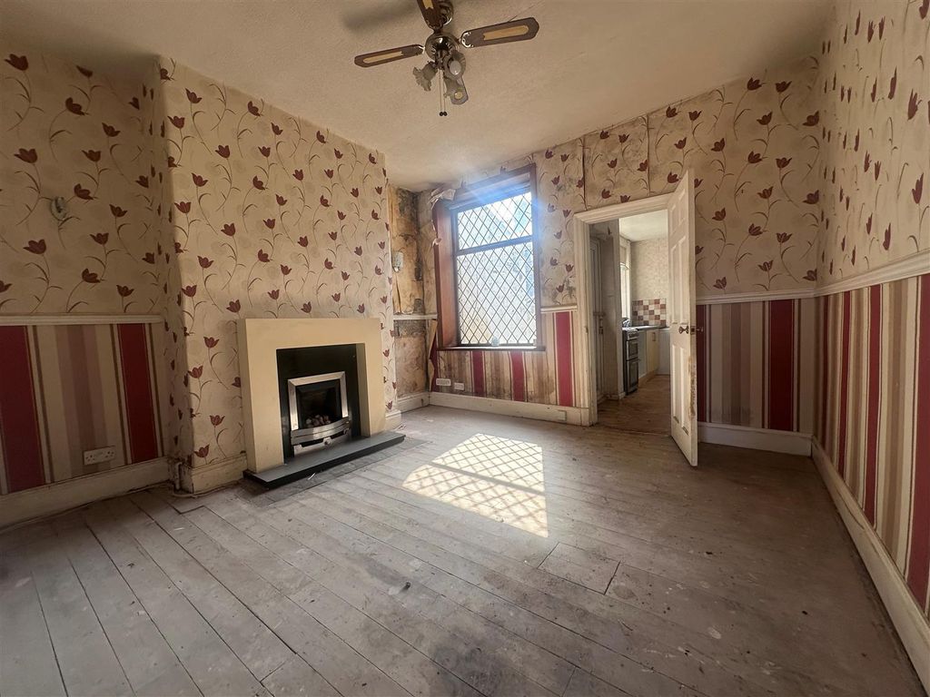 Property photo 3 of 6 3.Jpg