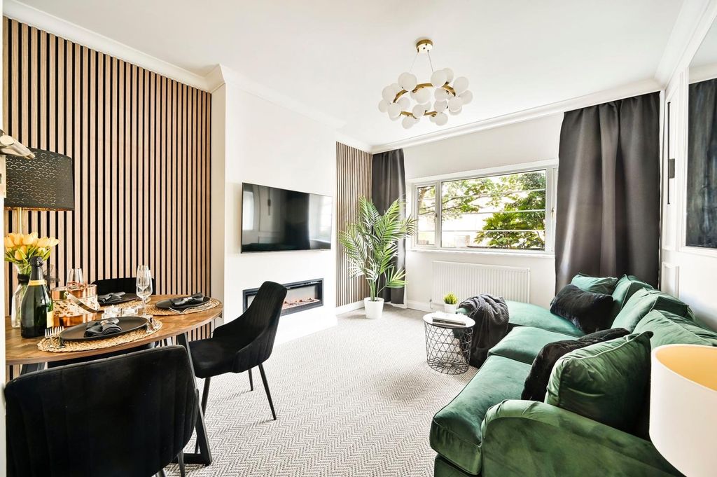 Property photo 1 of 15 Picture No. 01