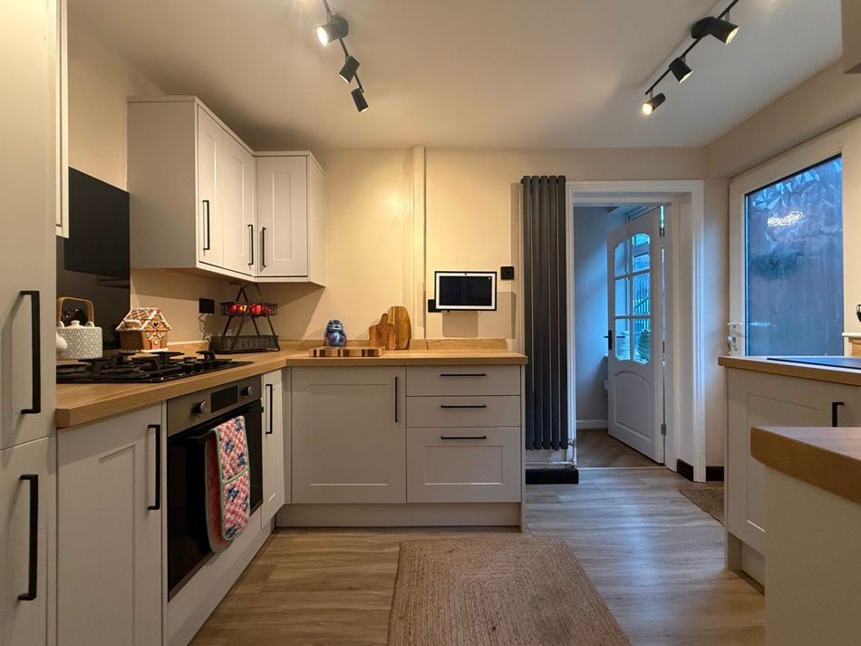 Property photo 2 of 13 Img_2586