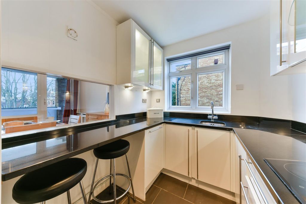 Property photo 3 of 15 Kitchen