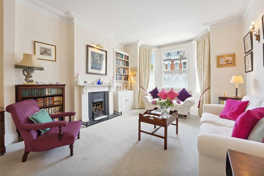 Property photo 3 of 12 Reception Room