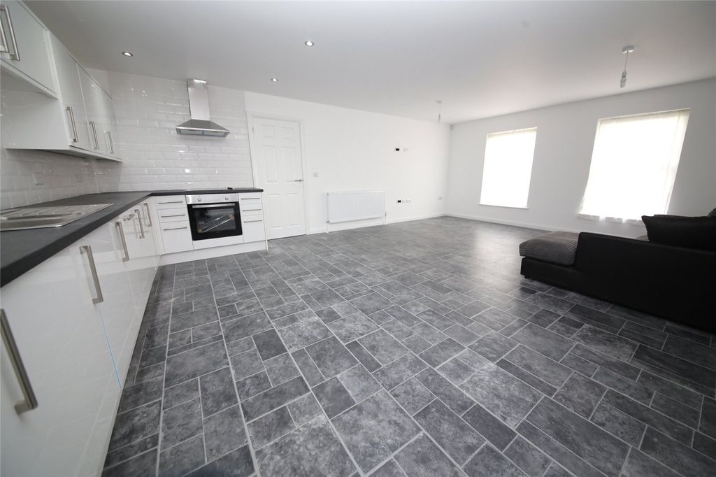 Property photo 2 of 12 Picture No. 02