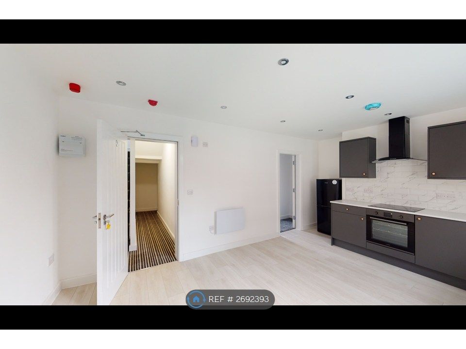 Property photo 3 of 11 Hallway To Bedroom