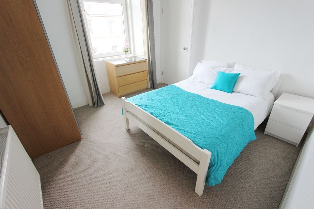 Property photo 2 of 7 Bedroom