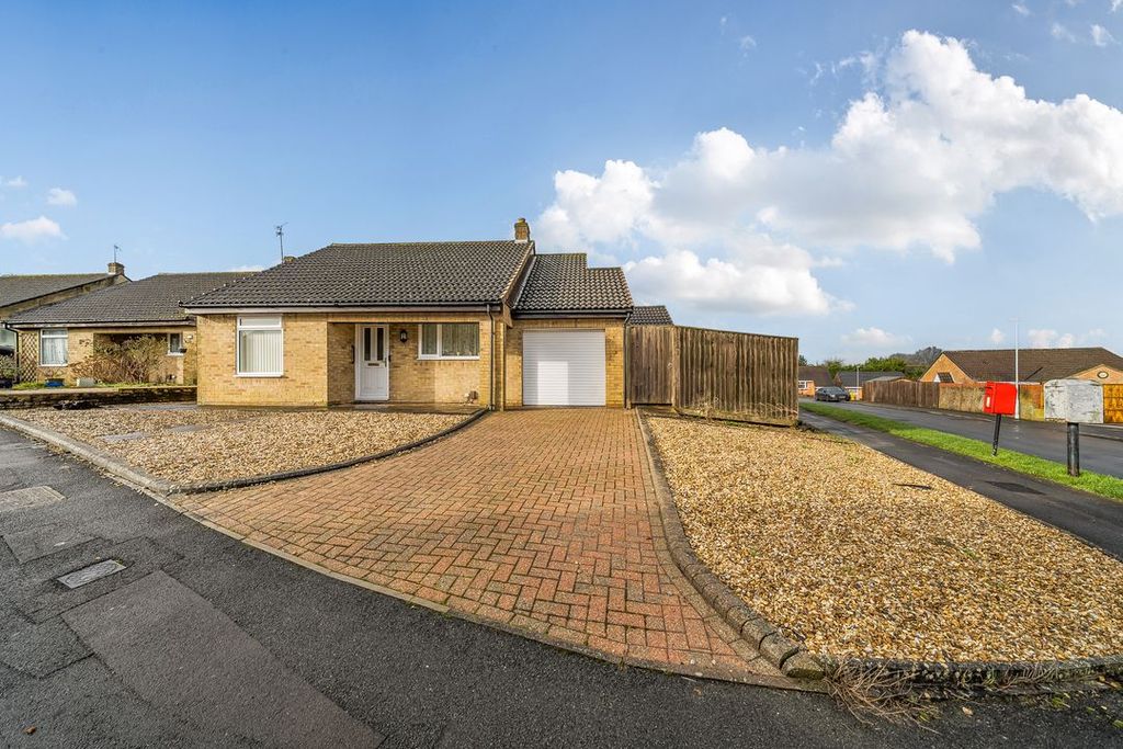 Property photo 1 of 9 1404435169736c1607E03