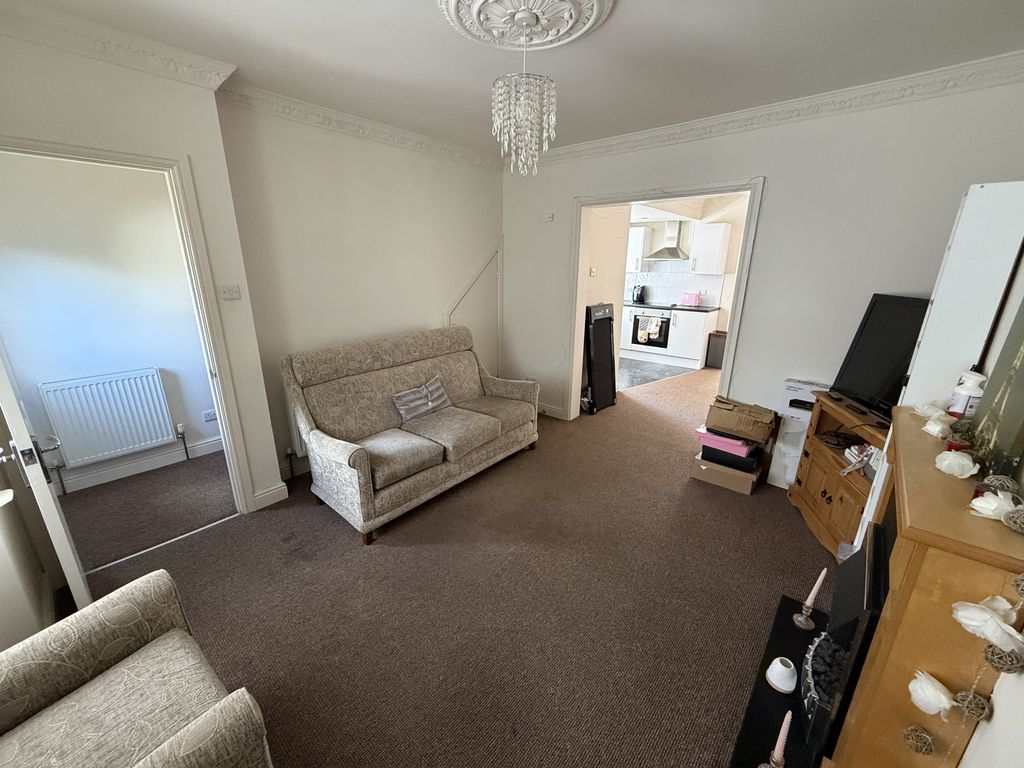 Property photo 3 of 11 Img_1427