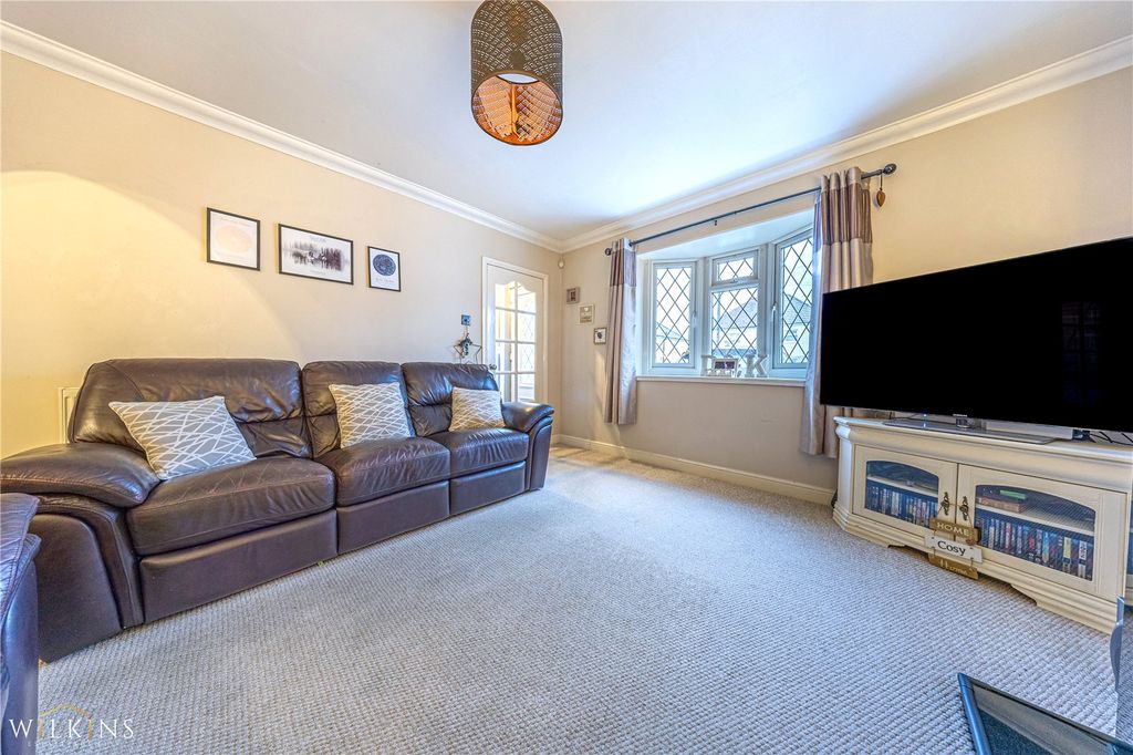 Property photo 2 of 29 Picture No. 03