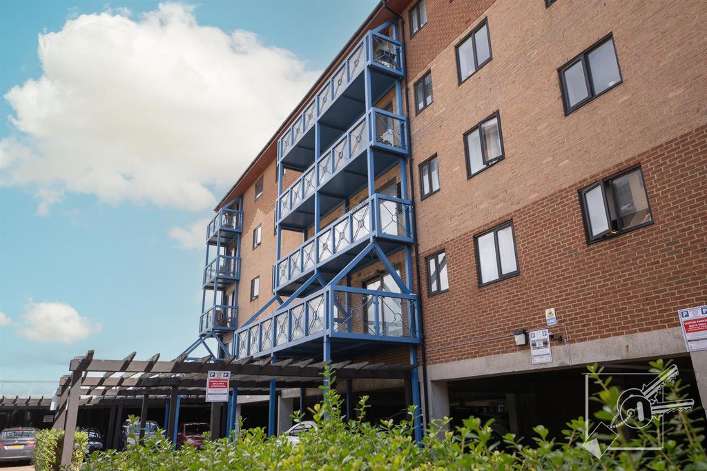 Property photo 1 of 26 Front