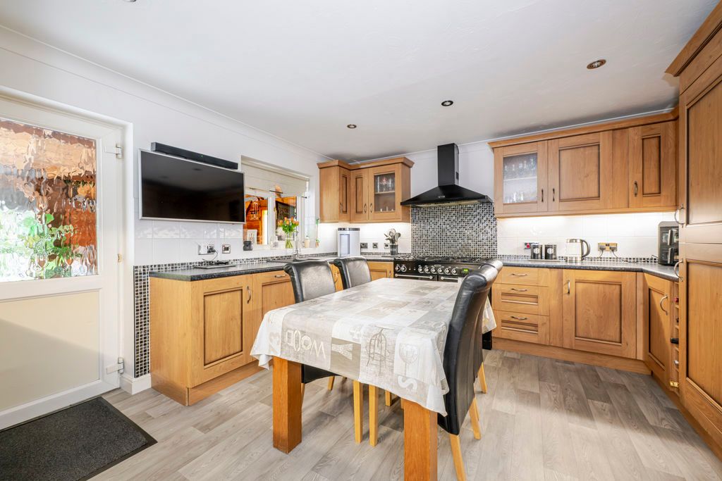 Additional image 4 of 4 bed detached house for saleHawthorne Close, Heathfield TN21