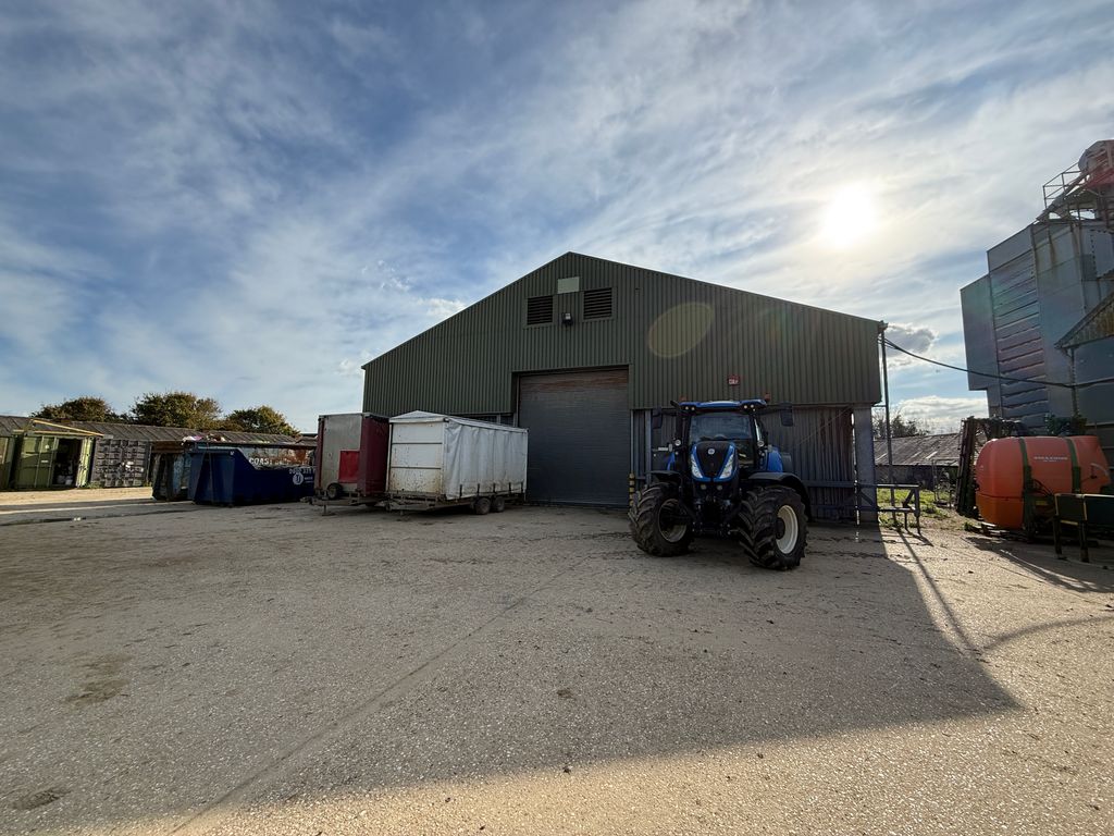 Property photo 1 of 7