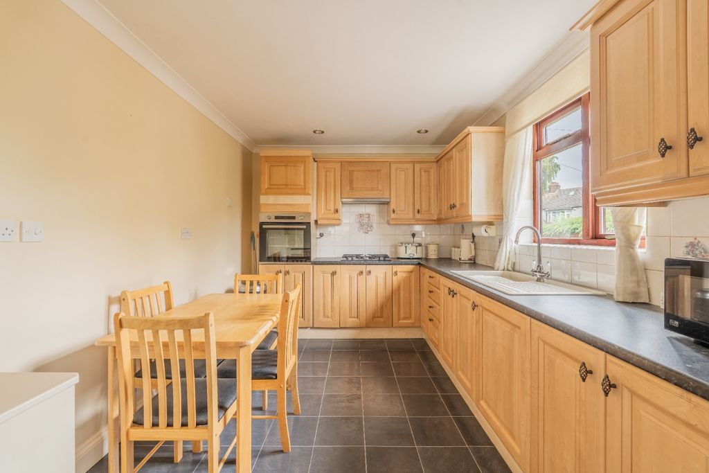 Property photo 2 of 32 4547422