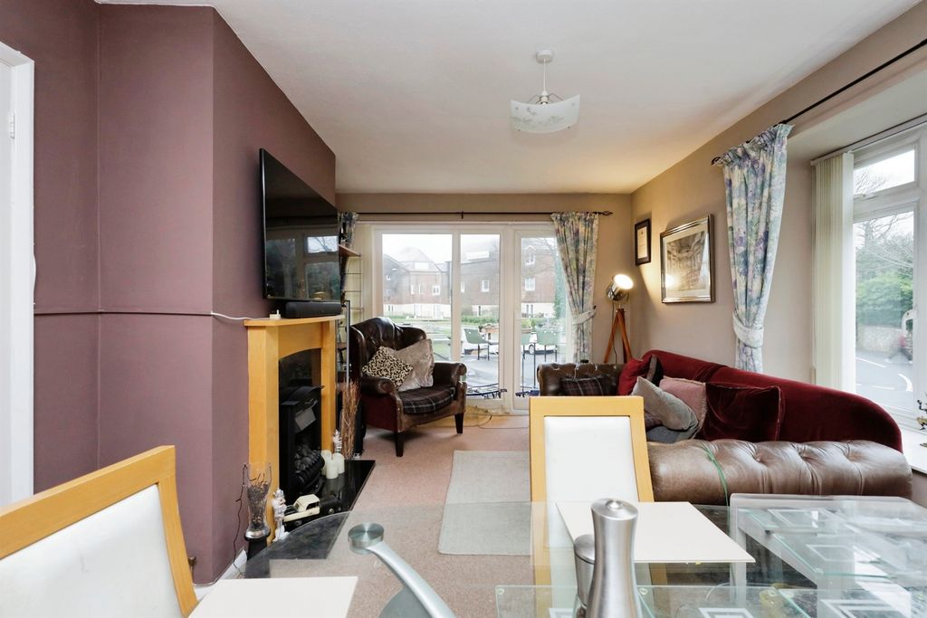 Property photo 3 of 15