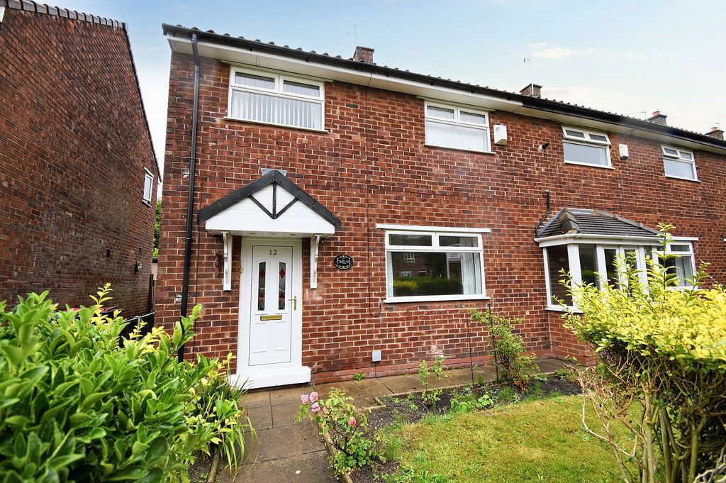 Property photo 1 of 12