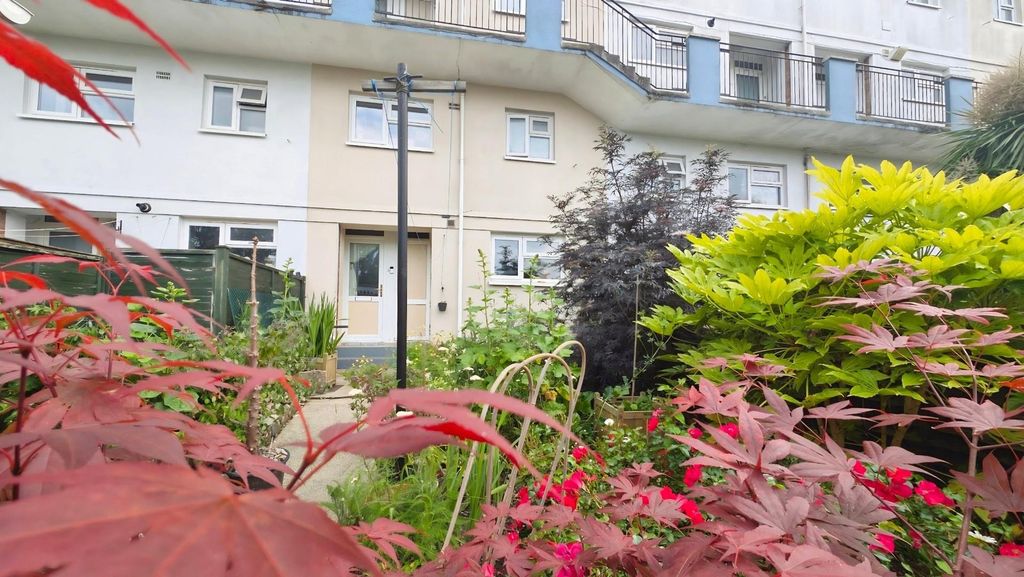 Property photo 1 of 24 6Ae5492E-Pxl_20260615_151538554.Jpg