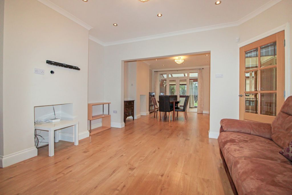 Property photo 2 of 26 Gallery