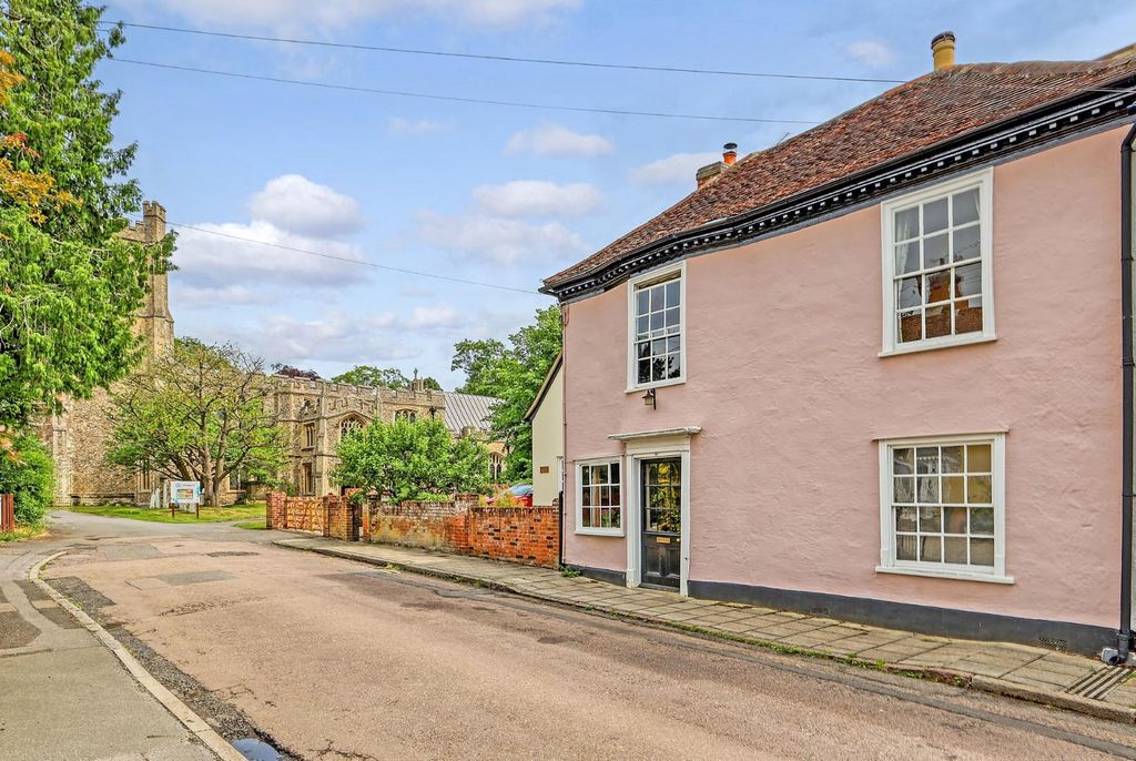 Property photo 1 of 20 External With Street Scene