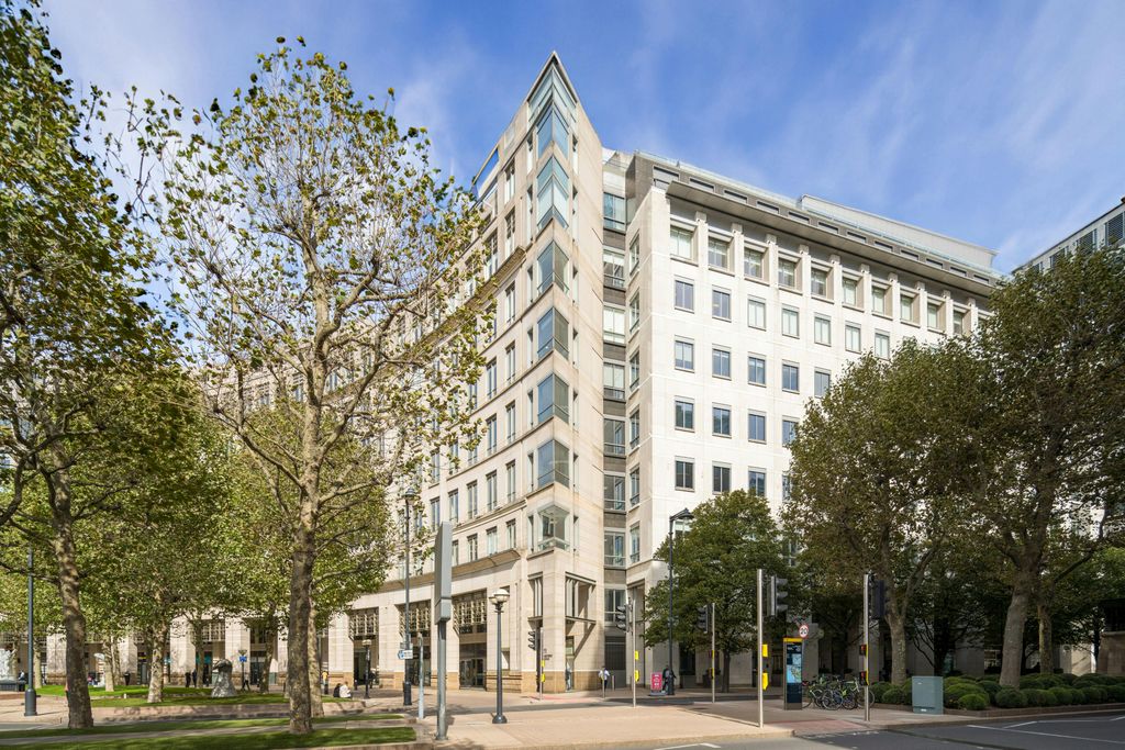 Property photo 1 of 7 11 Westferry Ext.Jpg