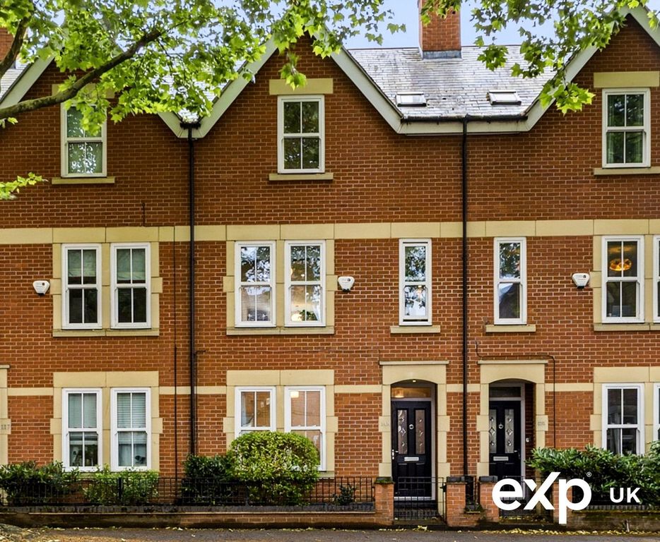 Property photo 1 of 34