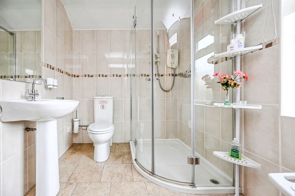 Property photo 3 of 19 Pbox-Img.Jpg