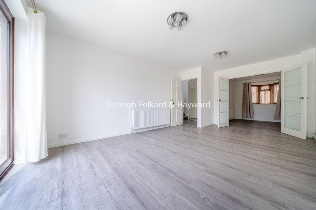 Property photo 2 of 14 Picture No. 02