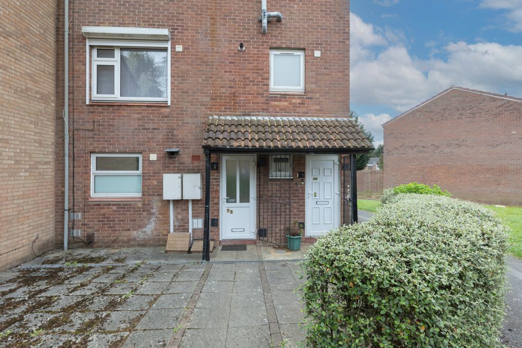 Property photo 1 of 9