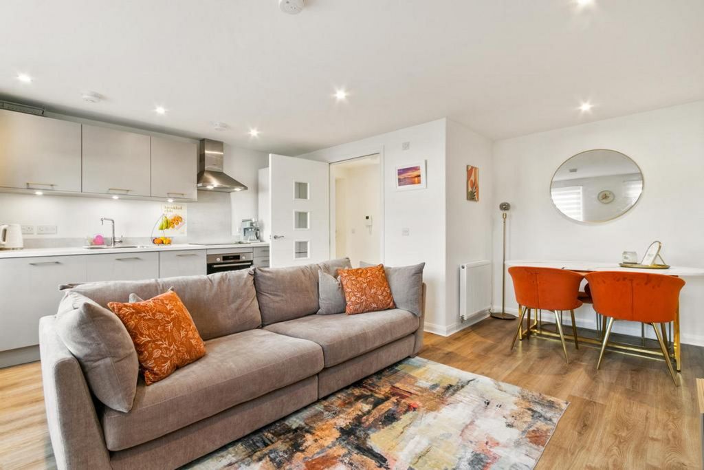 Property photo 1 of 21