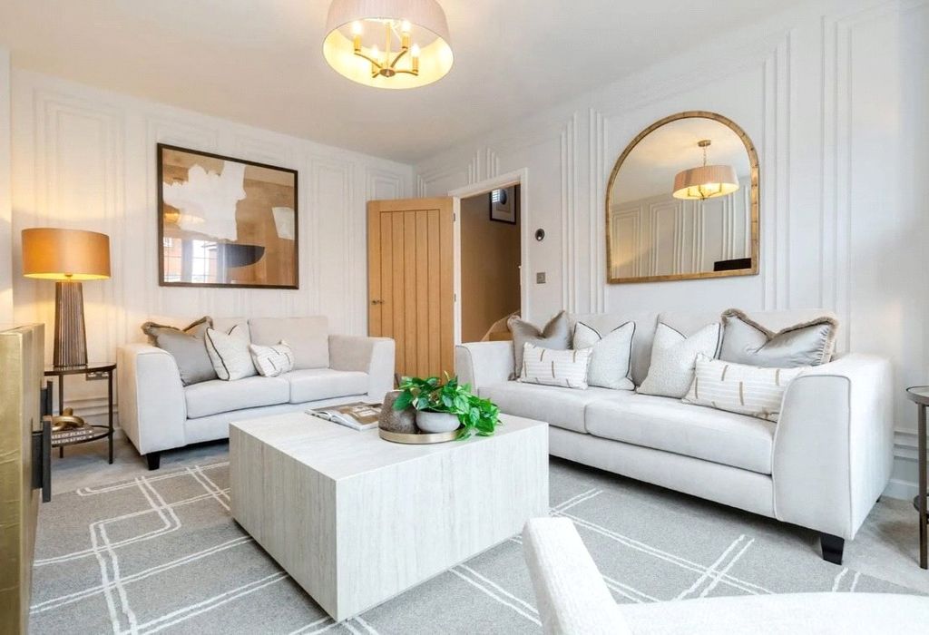 Property photo 3 of 10 Lounge