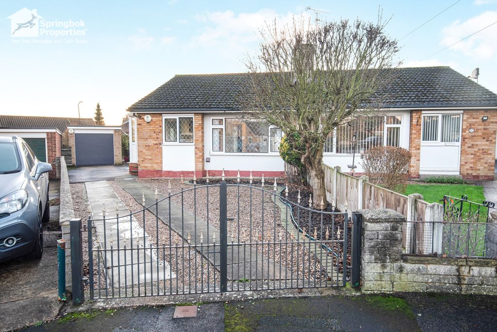 Property photo 1 of 16 Front View