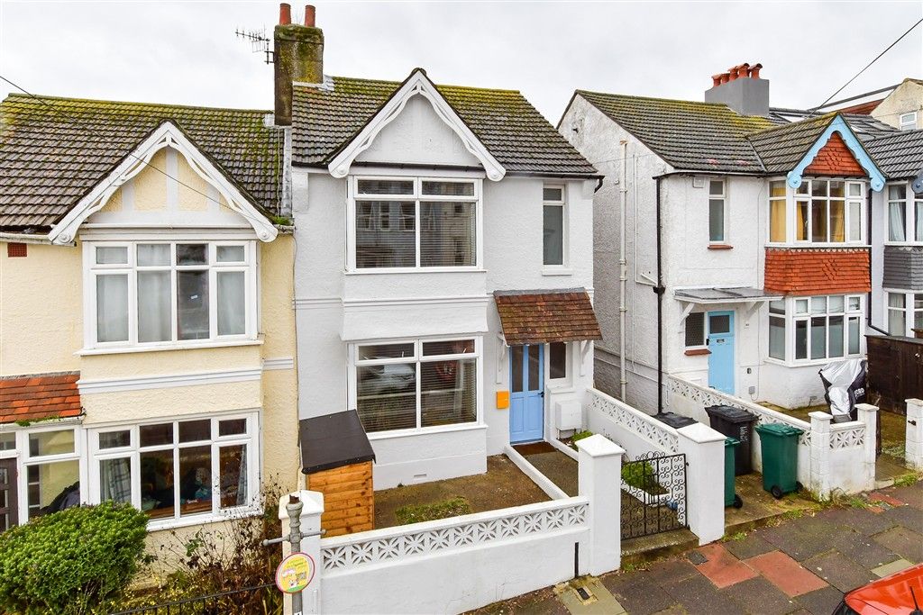 Property photo 1 of 16 External (Web)