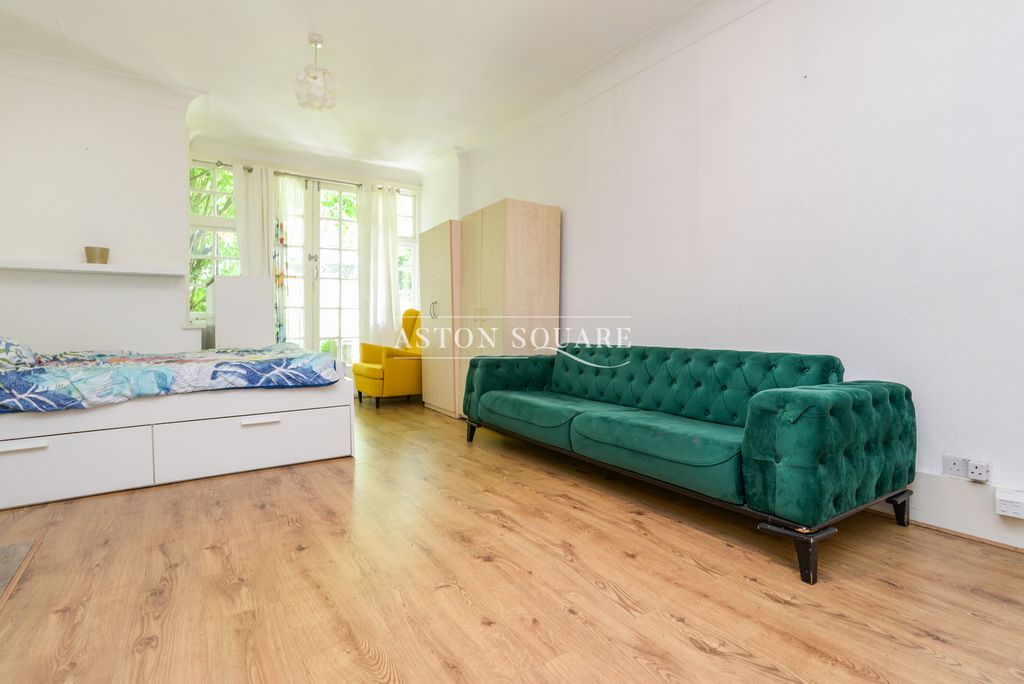 Property photo 1 of 4