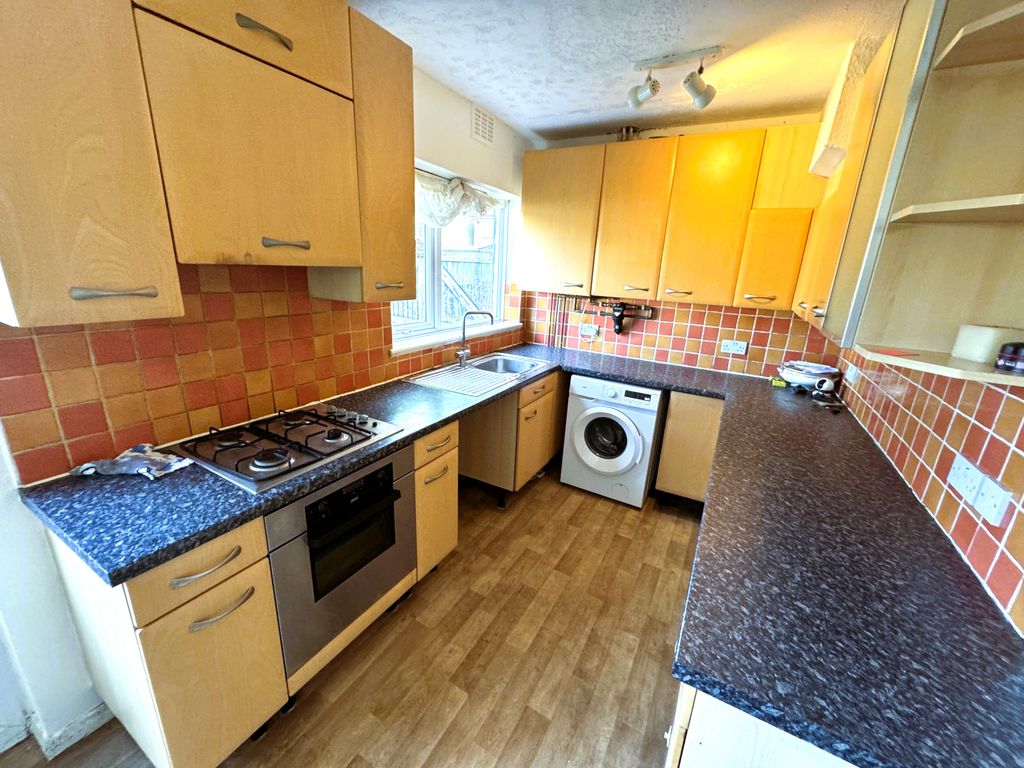 Property photo 2 of 14