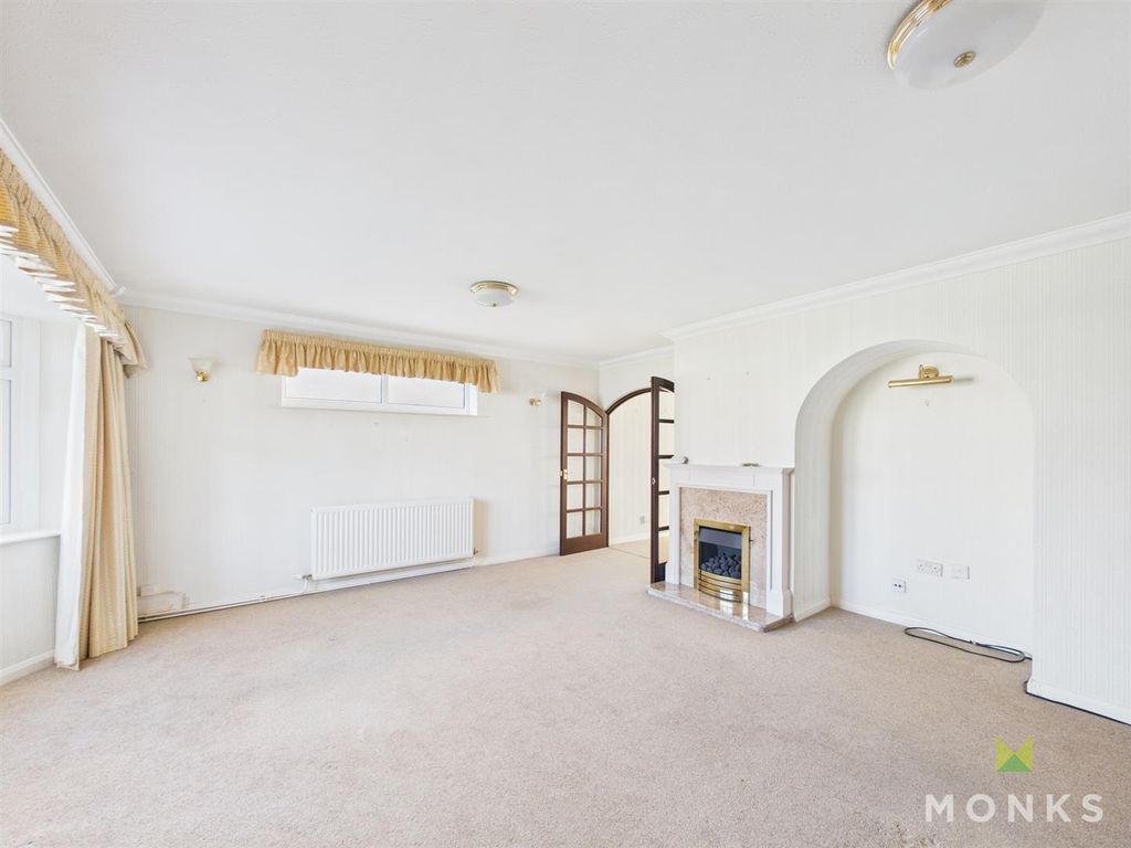 Property photo 3 of 24 Cam01348G0-Pr0754-Still002.Jpg