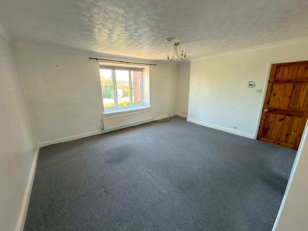 Property photo 2 of 7 9 Newhaven 1