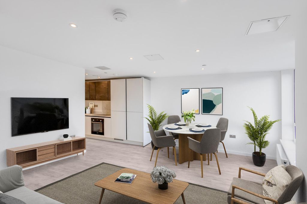 Property photo 2 of 10 Living Room