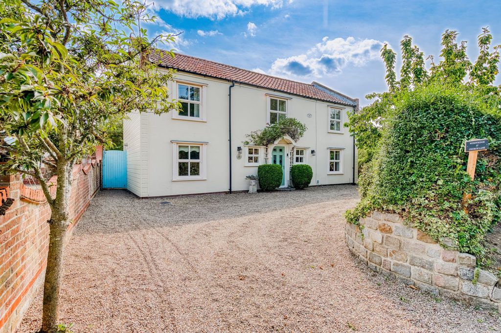 Property photo 1 of 33