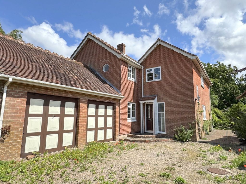 Property photo 1 of 14 Picture No. 21