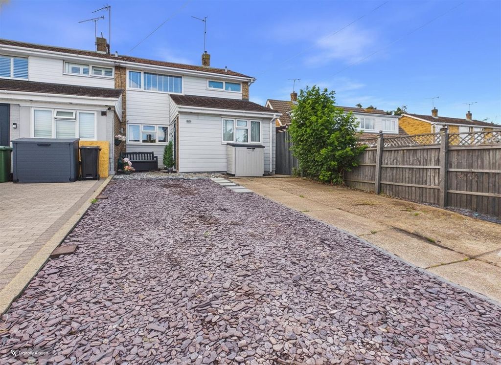 Property photo 1 of 16 Cam02342G0-Pr0188-Still016-001.Jpg