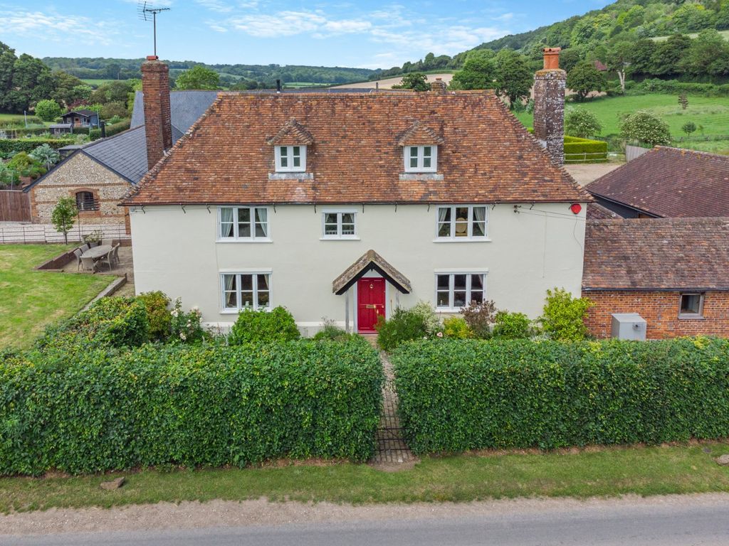 Property photo 1 of 16 Yockletts Farmhouse