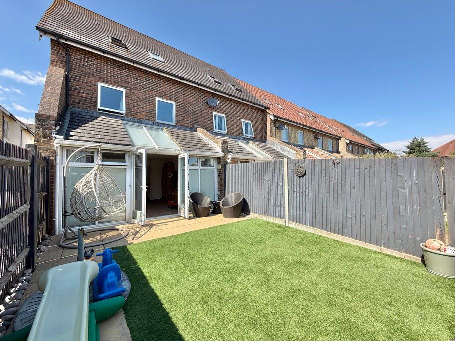 Property photo 3 of 29