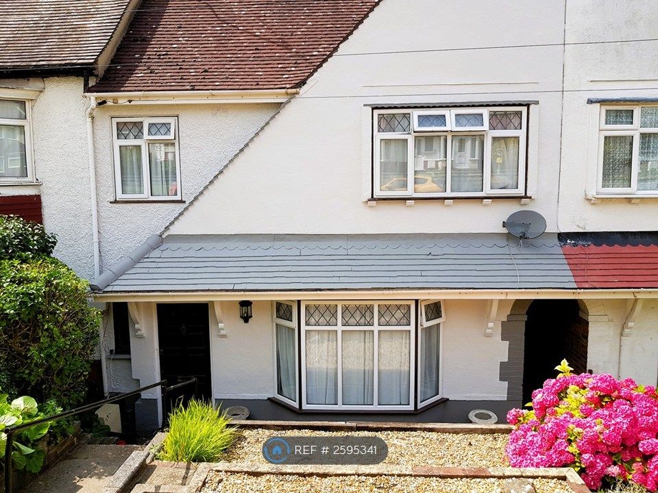 Property photo 1 of 19 Front