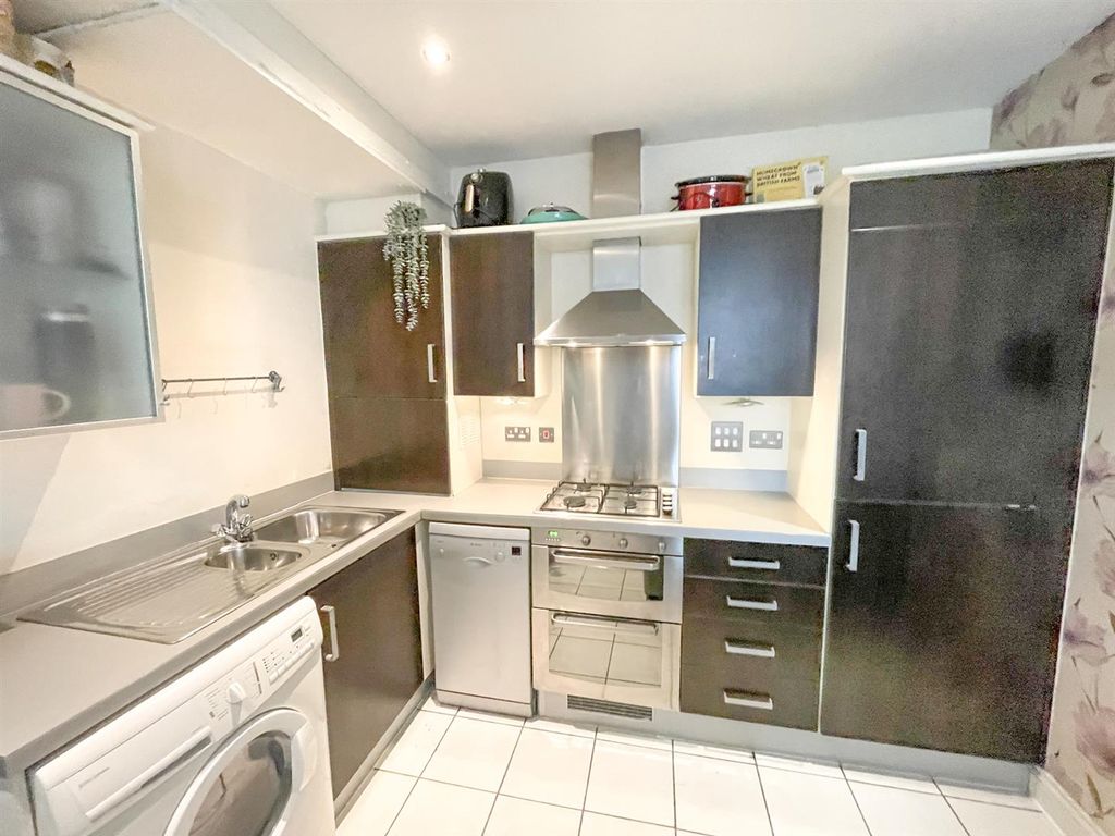 Property photo 3 of 9 Open Plan Kitchen