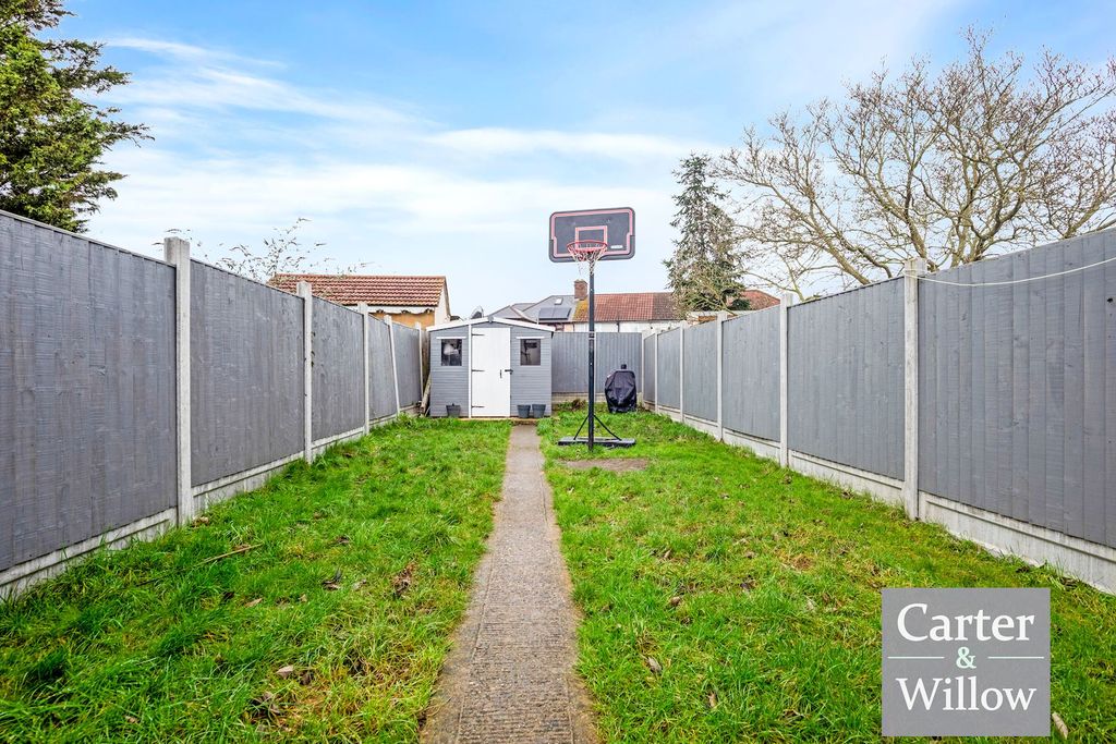 Property photo 2 of 14