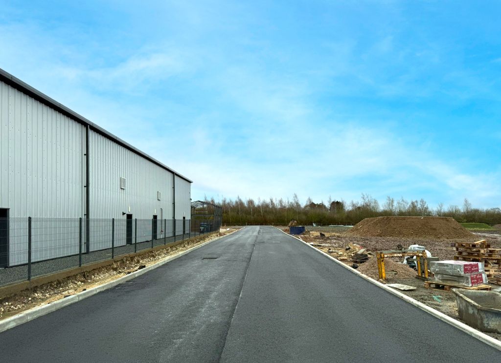 Property photo 1 of 8